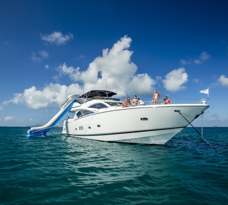 luxury yacht charter hamilton island